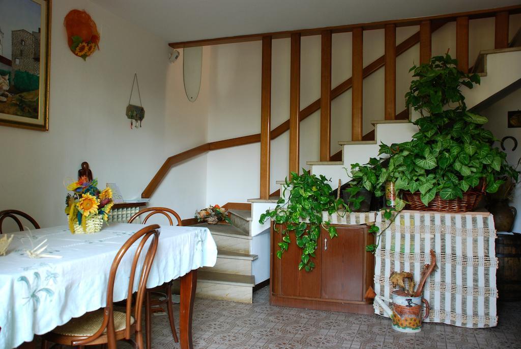 Bed and Breakfast Il Girasole Lamporecchio Exterior foto