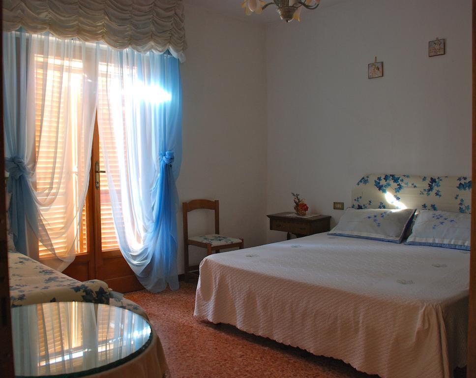 Bed and Breakfast Il Girasole Lamporecchio Zimmer foto